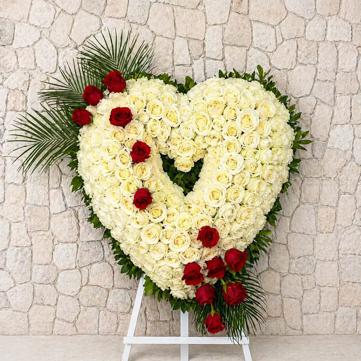 Corazón de flores Mora