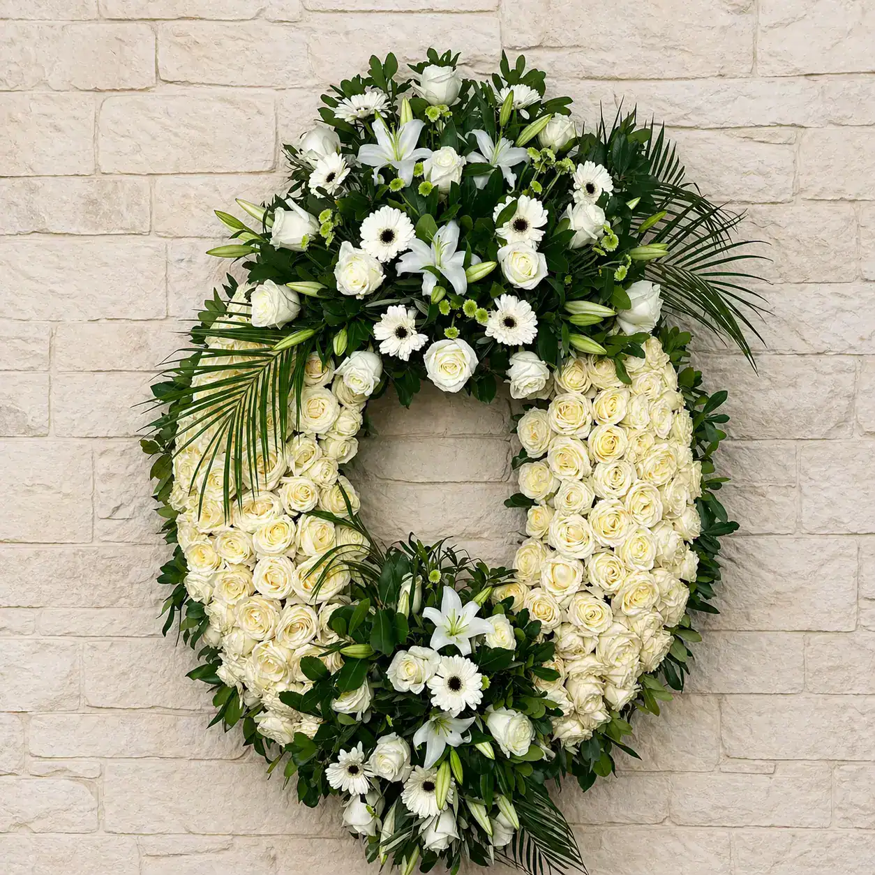 Corona de flores Puerta de Bisagra